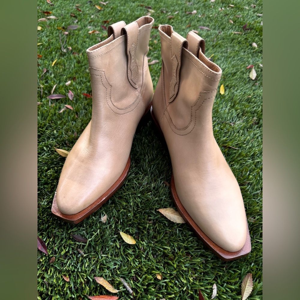 NWNT Free People Sunday Saloon Ankle Boots - Picture 3 of 8